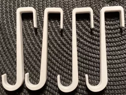 Hanger / hook for closet door