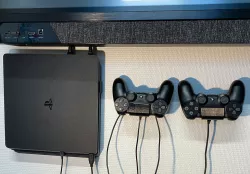 Playstation 4 Controller Wall Mount