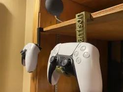 PS5 Controller holder for a 1/2" shelf