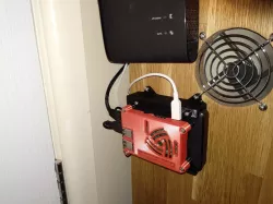 Raspberry Pi 3 NAS adaption to original case