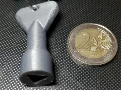 Recycling bin triangle key opener