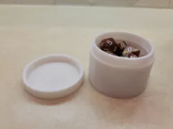 Small Dice Box