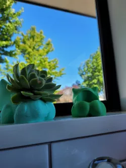 Bootysaur
