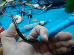 Handle for recovering a flexible screwdriver