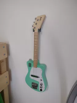  Loog Mini Electric Guitar Wallhanger