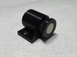Adjustable magnetic cabinet catch