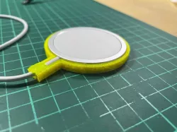 Apple MagSafe cable saver