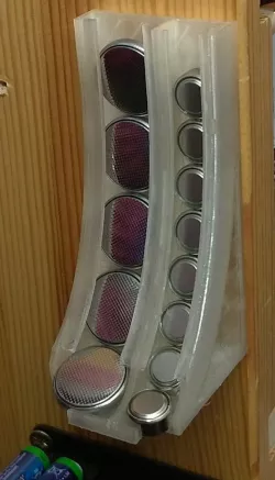 battery holder for LR44 and CR2032