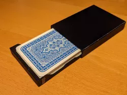 Card box for Skat cards 
