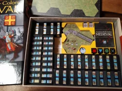 Command & Colors: Medieval - Organizer - Dice, terrain and cards