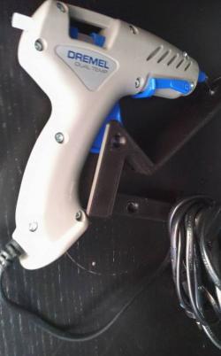 Skådis hoto hot glue gun holder by BeKay1211, Download free STL model