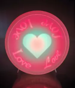 Lova Lamp