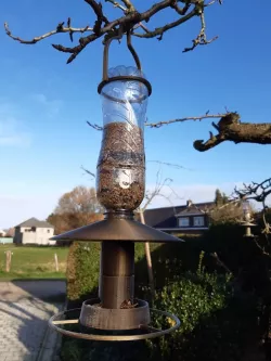 Mix and Match Birdfeeder Aquarius bottle adaption