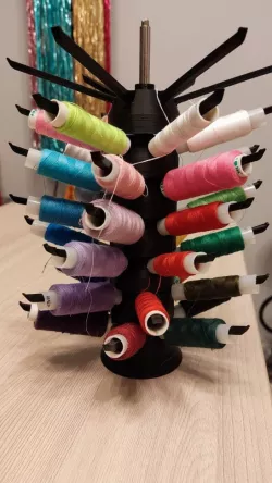 Spool holder for long spool