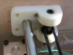 Makerbot Y idler support