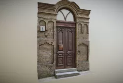 Scanned photorealistic old ornamented door Low-poly  3D model