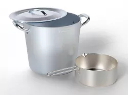 Tall Pan and Measuring Pan 3D model