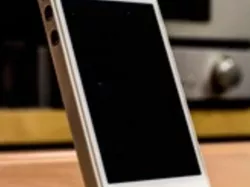 iPhone 4 Dock / Stand