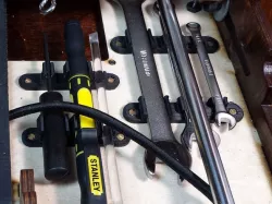Universal Tool Mount