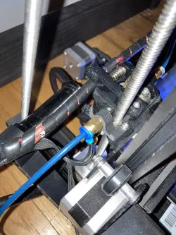 Bowden Tube Feed Adapter for Ender 3