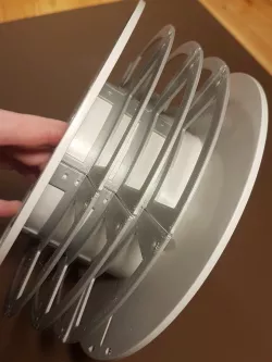 Customizable filament spool divider
