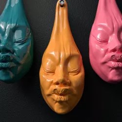 hanging face