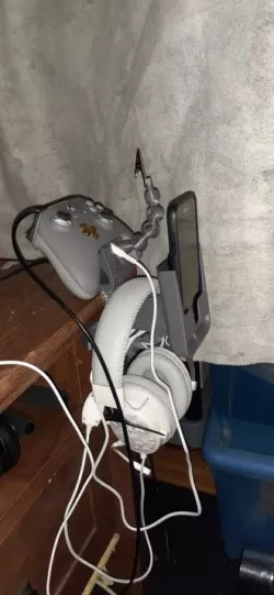 headphone controller  phone stand clamp