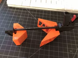 Husky Corner Clamp 90º