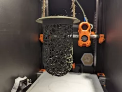 Voronoi Bird Feeder