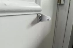Mini Blind Bottom Mounting Bracket