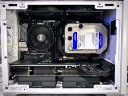 NR200 x MSI Ventus deshroud mod (Arctic P12 Version)