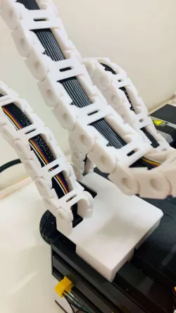 Ender 3 V2 base mount for Def_ult's cable chain