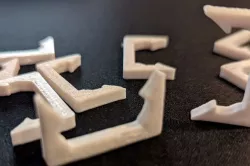 Polystirene Clip./ Agrafe polystirène