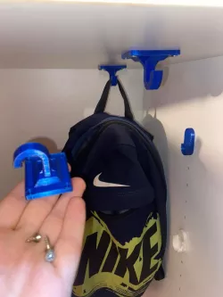 Wall hook with screws UP TO 40 KG!