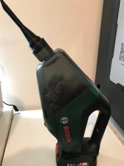 Bosch Universal Vac 18