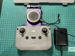 Magnetic phone holder with active cooling for DJI Controller