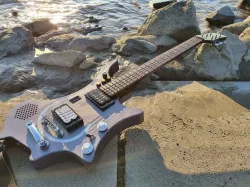 Rock-O-Mat 2000 Electric Guitar with Amp and Light (battery-powered)