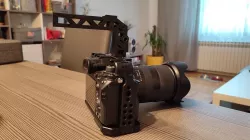 Camera rig handle