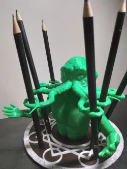 Cthulhu Pencil Holder