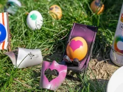 Easter egg spray paint stencils