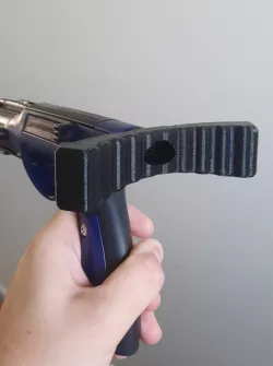 Ergonomic speargun loading stock
