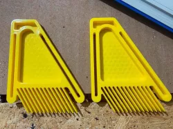 Featherboard for woodworking, no supports needed, with M5 & M6 options for knobs & track slides