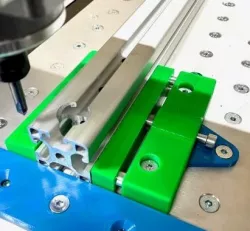 Modularer Schraubstock