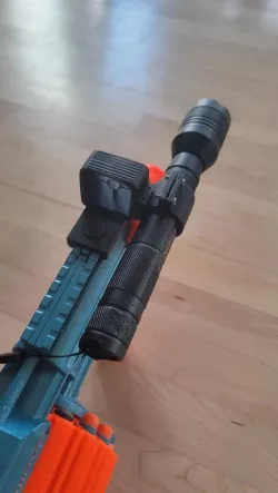 Nerf Sniper Reflex Scope w/Flashlight Mount