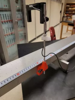 Photogate clamp for old style PASCO air track