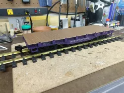 1:29 G GAUGE 32' FLAT CAR