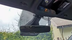 Sunglasses clip for VW ID3 