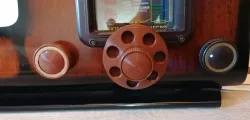 Vintage radio knobs, set for Elektrit Allegro