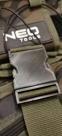 Click buckle
