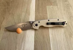 Knife Display Stand